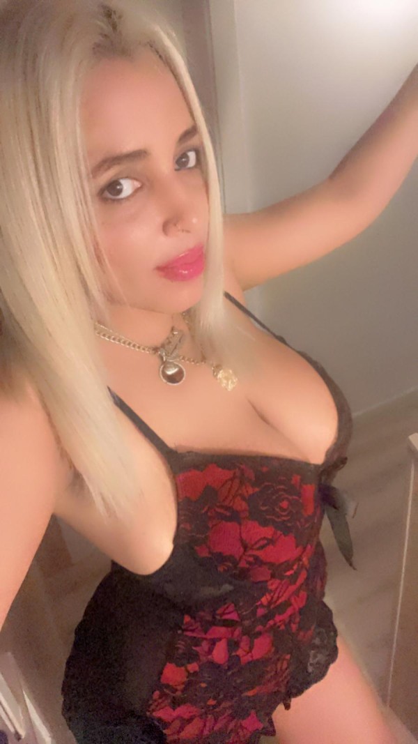 6 CHICAS SOLO PARA TI MUY CALIENTES
