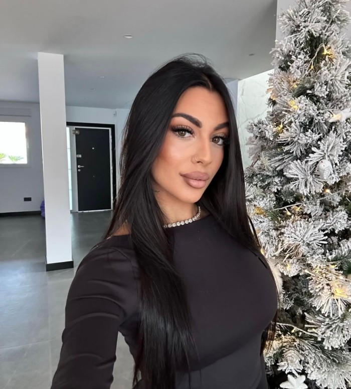 Chica guapa y extrovertida!!