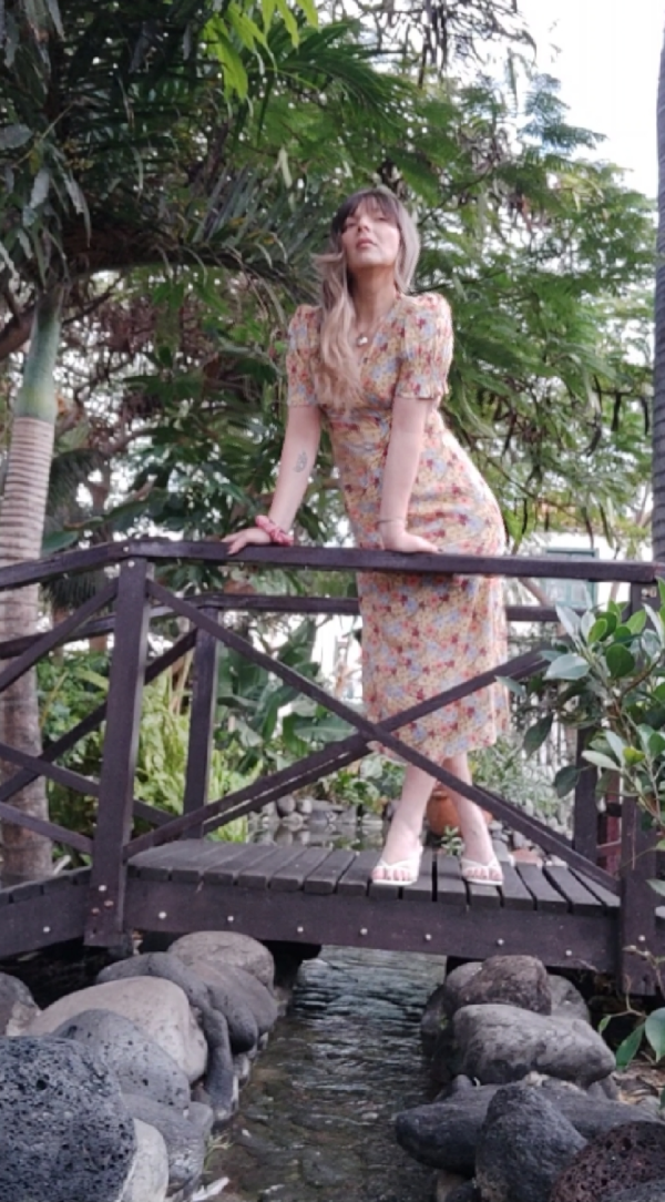 brasileña en canarias/ una garota Brasileira