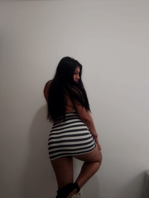 Dos amiguitas por cien la hora  para ti