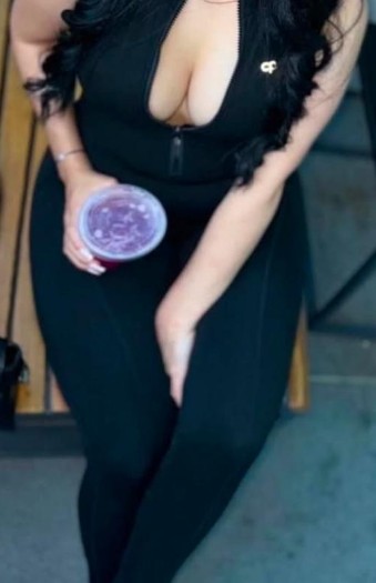 Madurita con ganas de rabo súper salida y cachonda