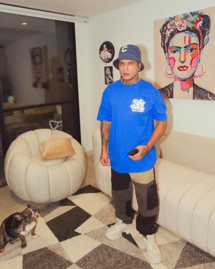 ANGEL LATINO POLLON CON SITIO 25CM DE POLLA XXL