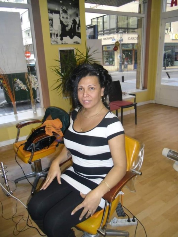 TRAVESTI MORENAZA VERSÁTIL BRASILENA VICIOSA ..