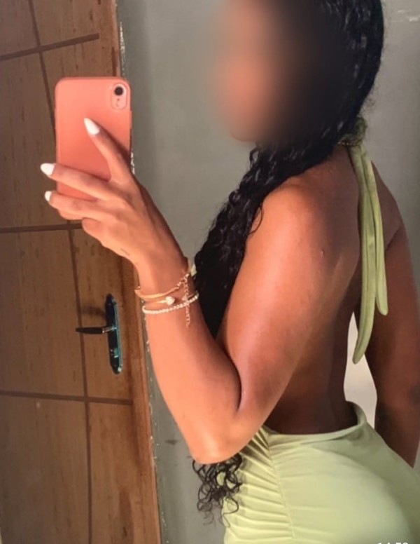 Hermosa morena