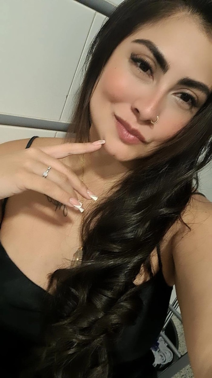 APASIONADA ARDIENTE Y MUY SEXY …SALIDAS