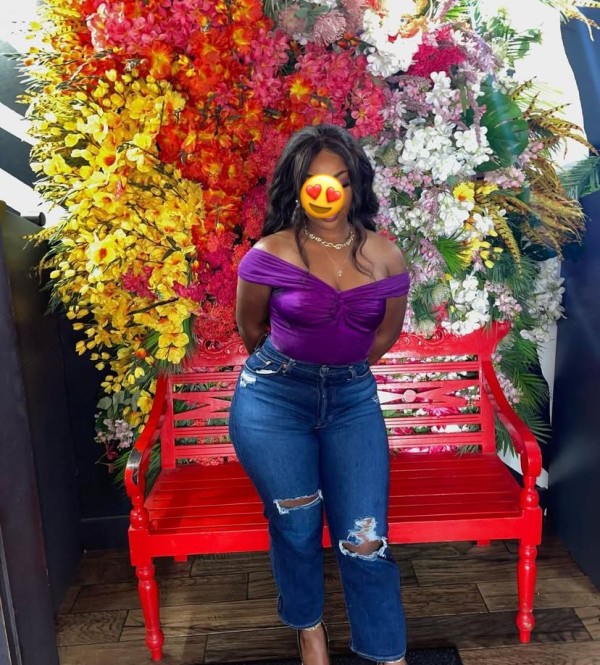 Chica joven guapa fiestera nueva el la zona