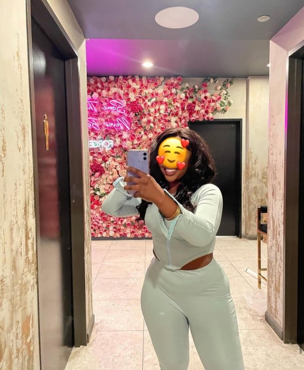 Chica joven guapa fiestera nueva el la zona