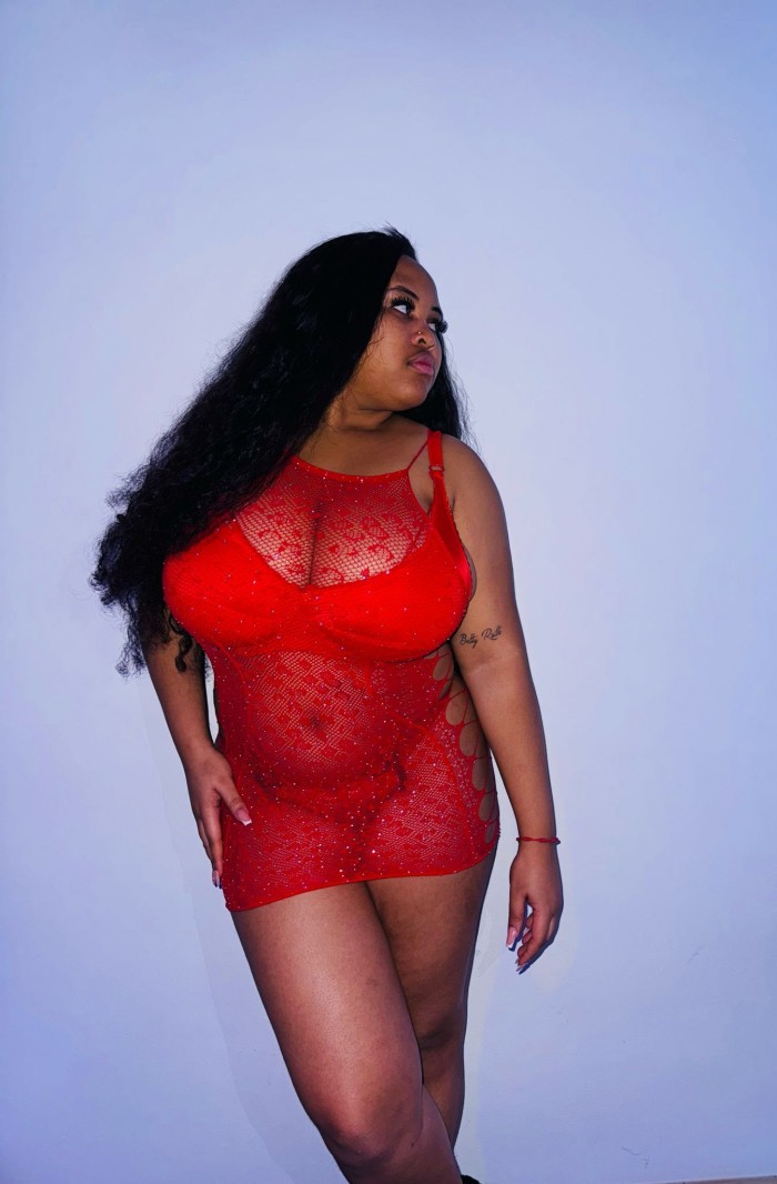 3- ALISON MULATA DE RICAS TETAS Y BUEN CULO