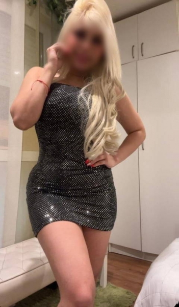 DULCE, CARIÑOSA Y EXTROVERTIDA