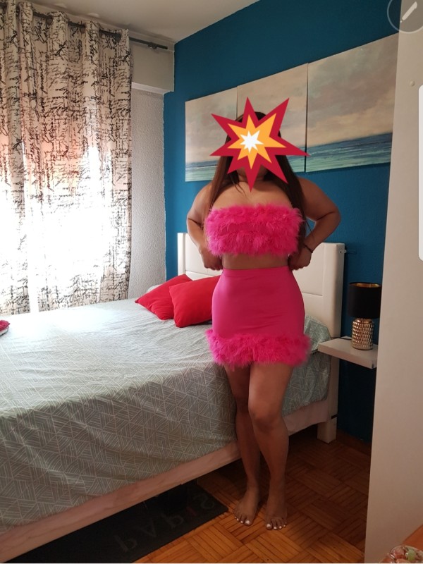 CARIÑOSA, SENSUAL Y EDUCADA