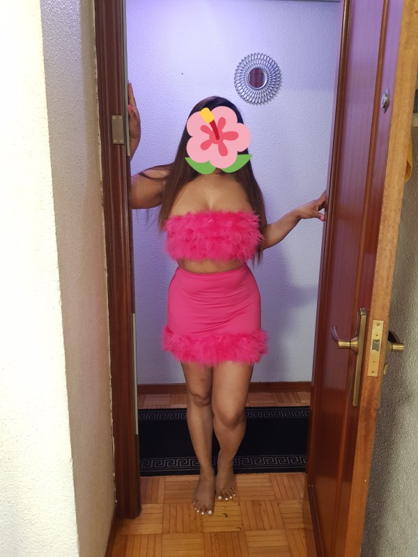 CARIÑOSA, SENSUAL Y EDUCADA