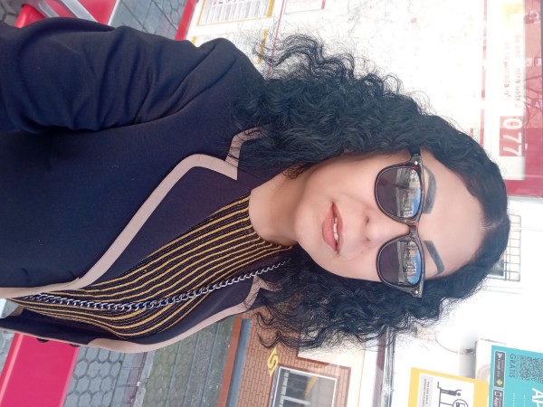 TRAVESTI MORENAZA FIESTEIRA CLAVADORA JUGUETONA