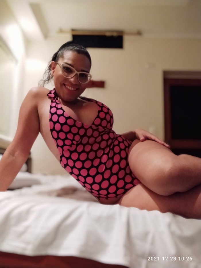 Finde de fiesta sexo y placer Bilbao disponible ya