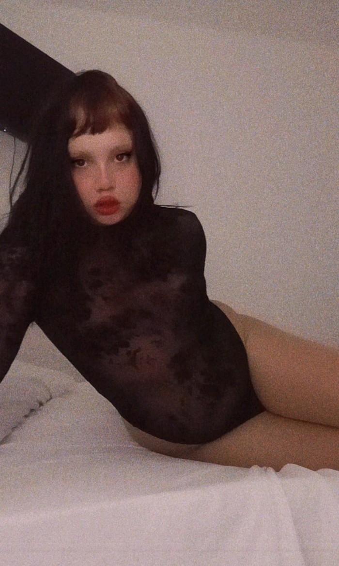 VARIAS AMIGUITAS FIESTERAS CALIENTES IMPLICADAS 24