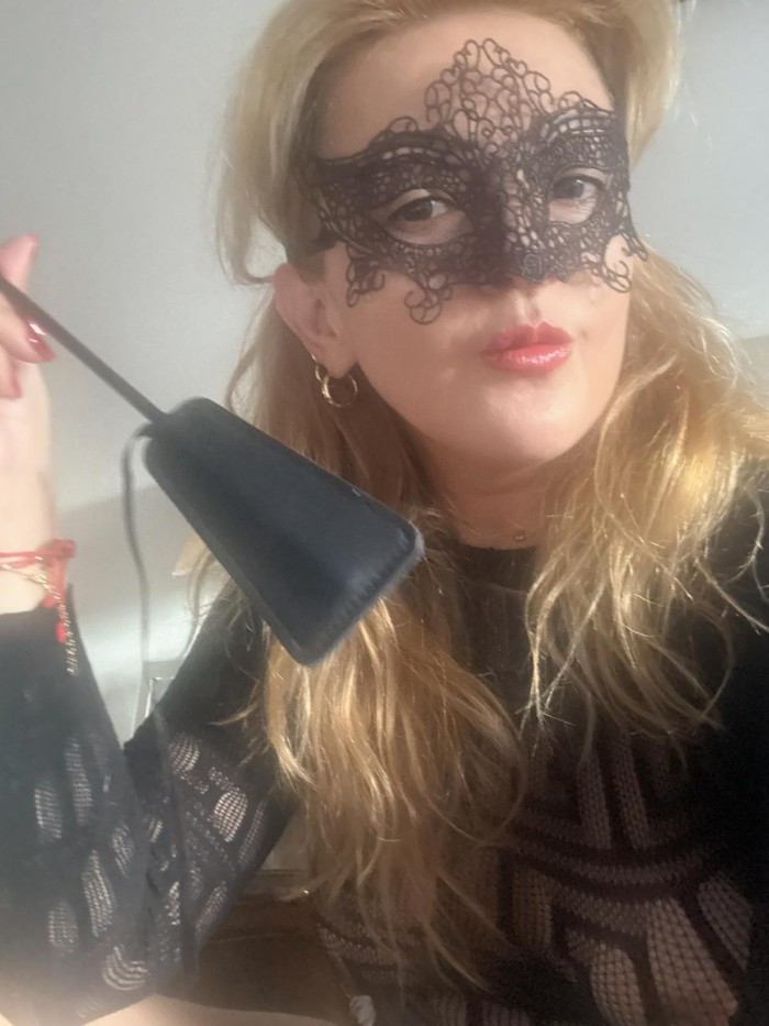 Soy tu sumisa colombiana , tu mi amo