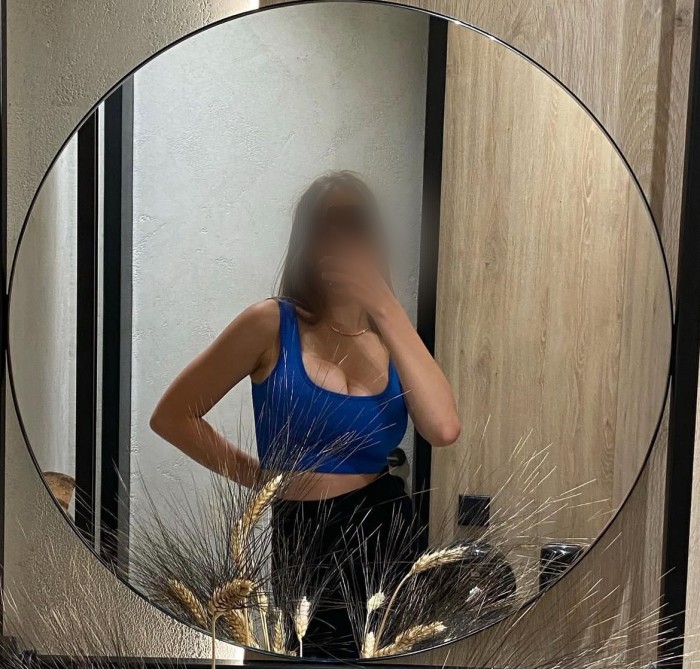 Sofía, joven dominicana desde 15 euros!