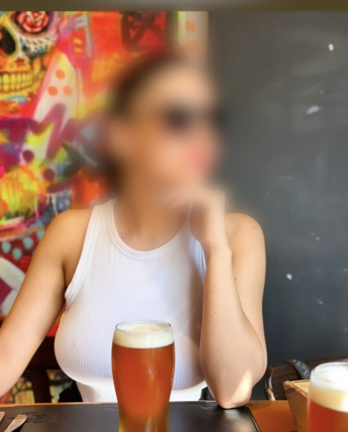 Cristina, joven puertorriqueña novedad desde 15 eu