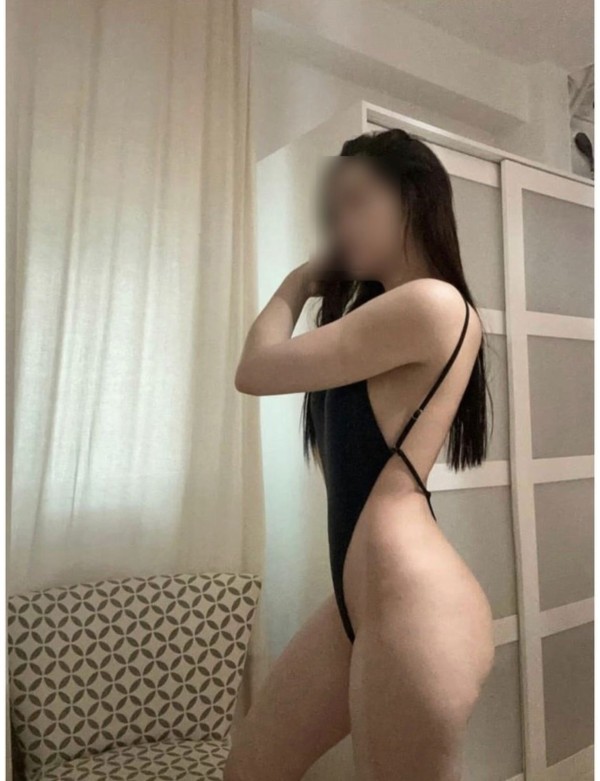 Latina guarrona fiestera 24hs