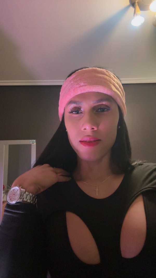 Novedad trans real femenina una bomba la más desea