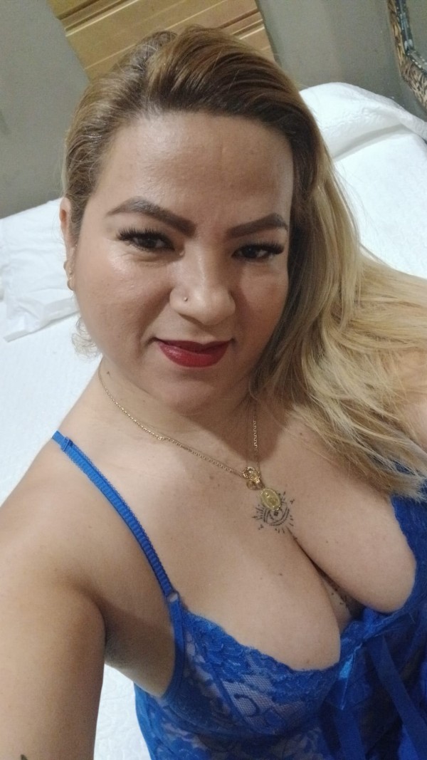 NOVEDAD! CHICA COLOMBIANA DE LUJO SUPER VIBRANTE