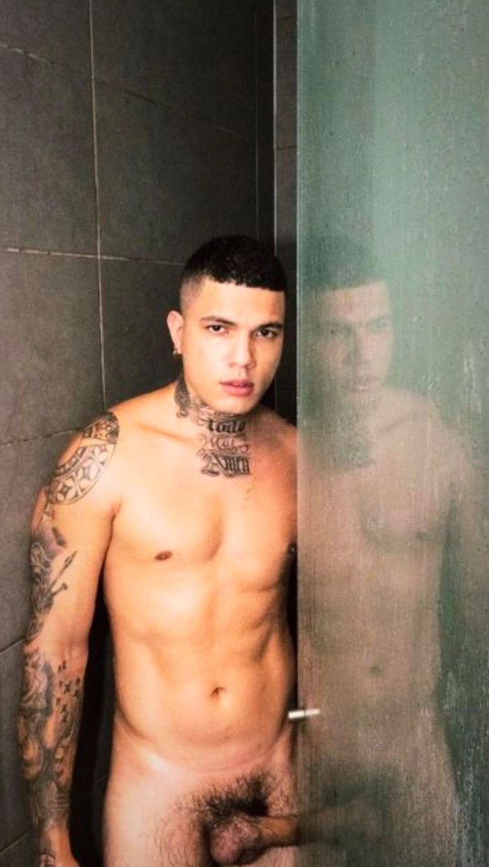 Angel Exelente Masajista 25CM De Polla XXXL