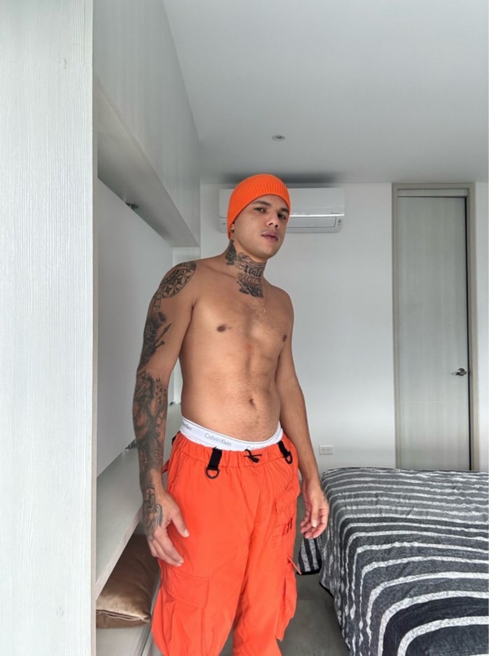 Angel Exelente Masajista 25CM De Polla XXXL