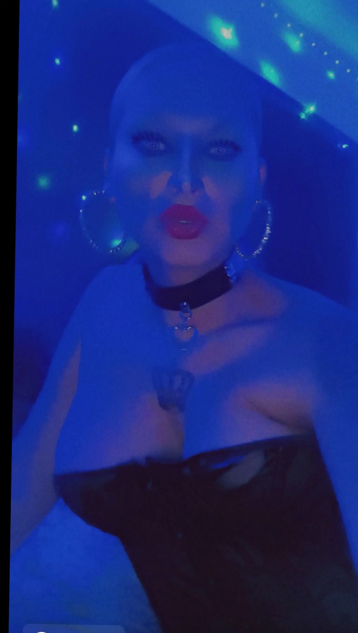 Pro mistress victoria española catalana