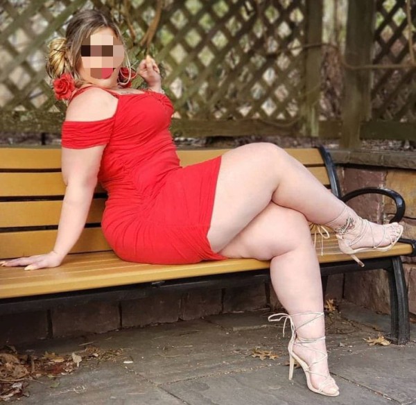 amable cariño doy buen trato NOVEDAD EN VILLAGARCIA VILAGARCÍA