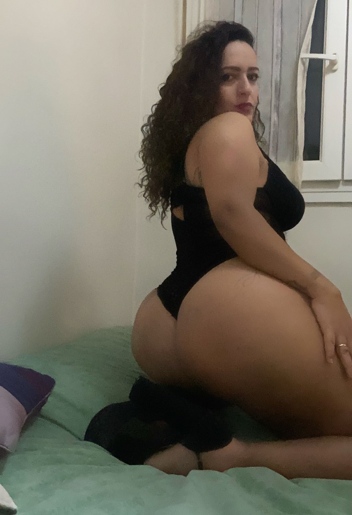 Anny Brasil salidas,fiesta,súper