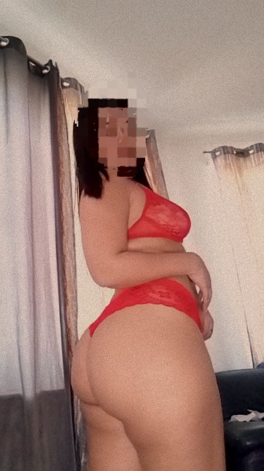 AMIGAS, SEXYS Y CACHONDAS