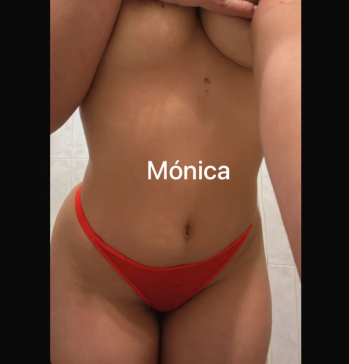 Mónica