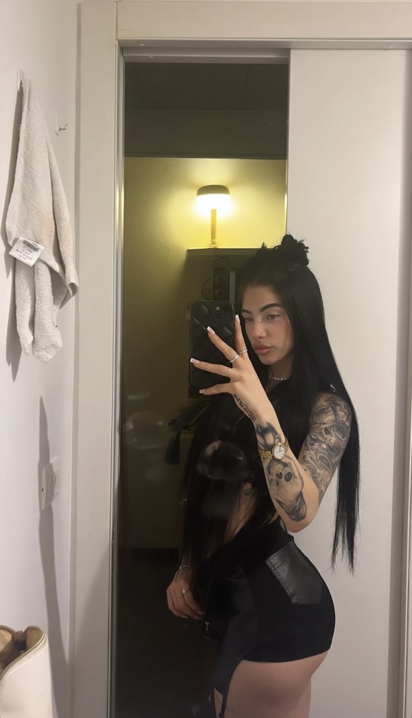 Española 22 años, independiente