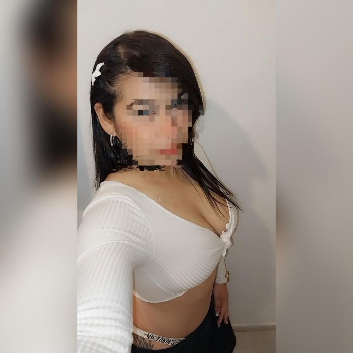 CALIENTICA Y MUY PUESTICA PARA TI.. SALIDAS