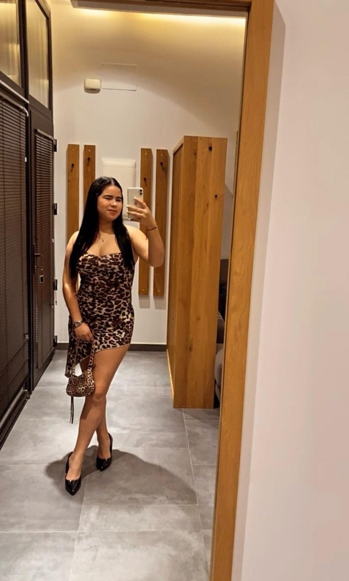 QUIERO CABALGAR SOBRE TU POLLA LLENAME DE LECHE