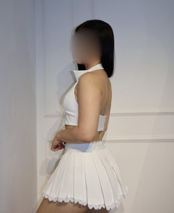 ME ENCANTARIA TENER TU LECHE EN MI CUERPO
