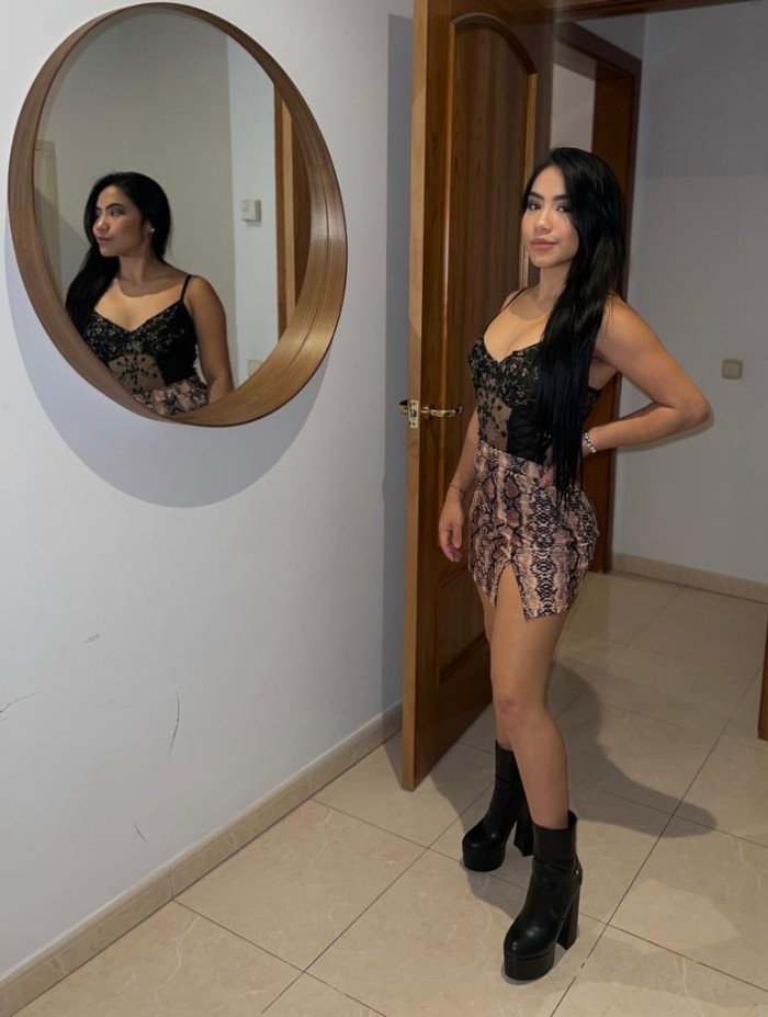 Dulce jovencita de 20 añitos novata y recién llega
