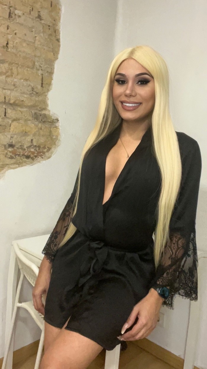 Guapa venezolana en tu ciudad