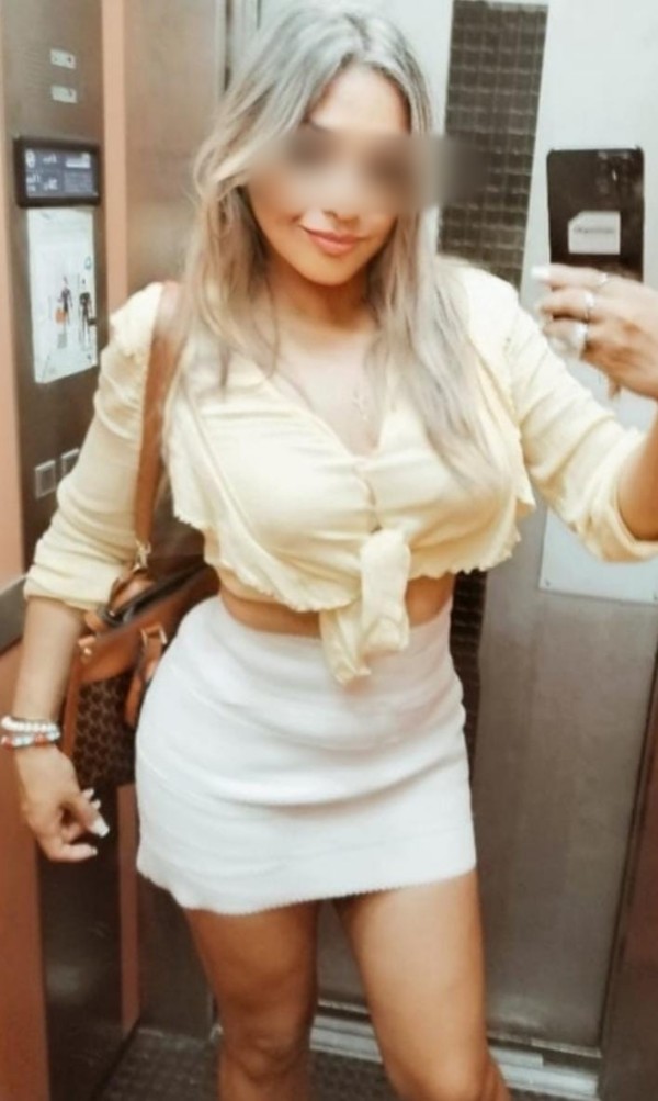 Chica guapa VIP en Calpe