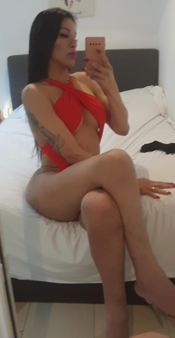 La masa ardiente cañera dominante fiestera largas