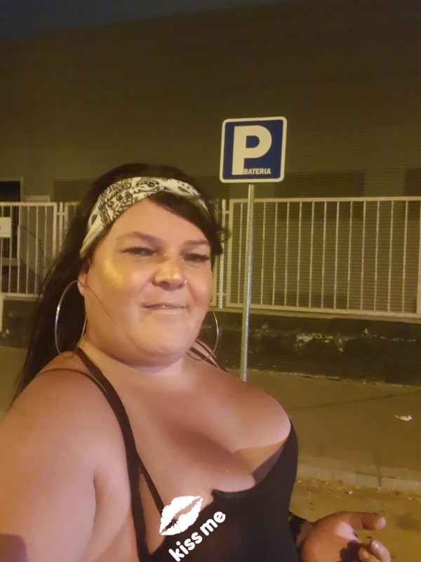 Valeria transexual hago videollamada y salida 24