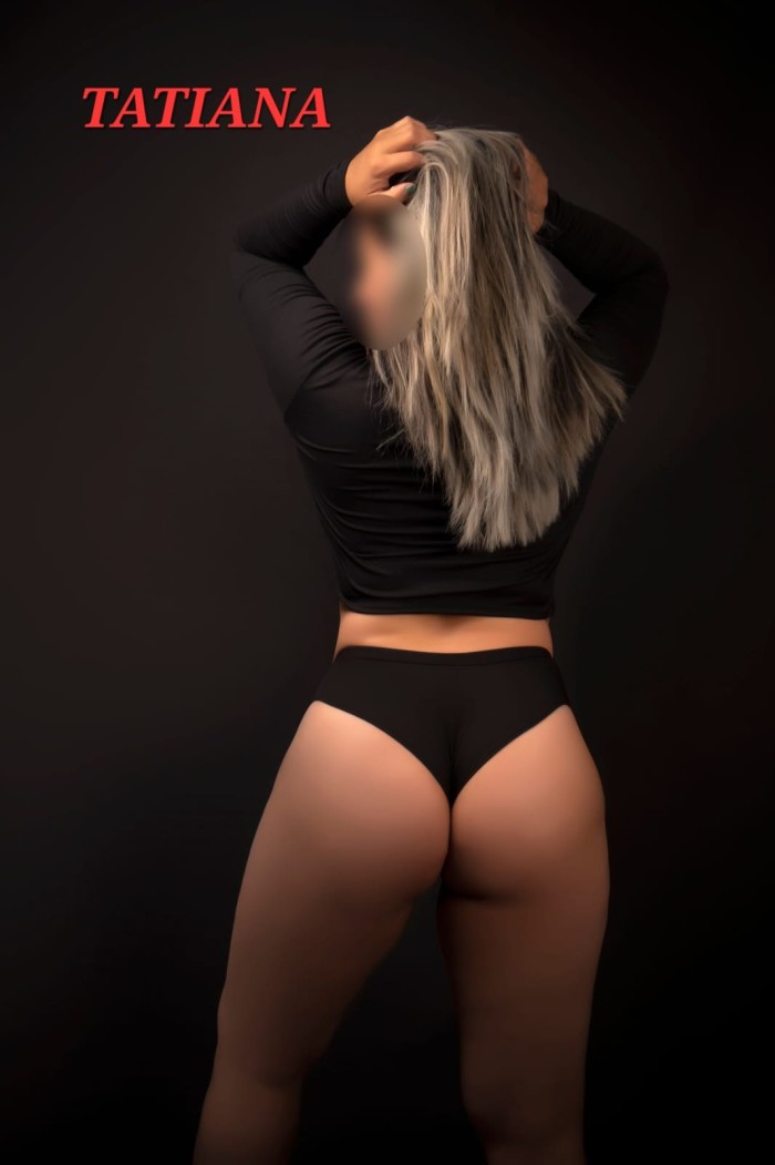 COLOMBIANA FIESTERA MUY GUARRA