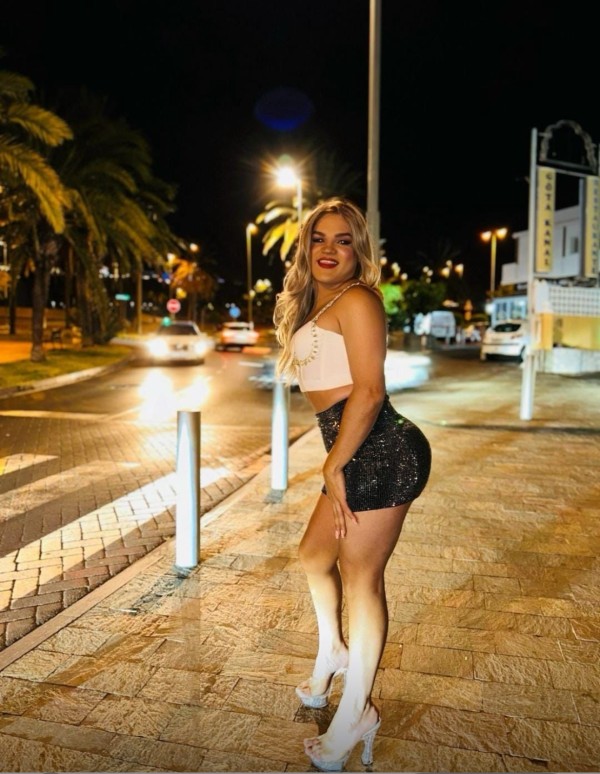 Alexa linda nena trans 24 años Disponible Novedad en Fuengirola