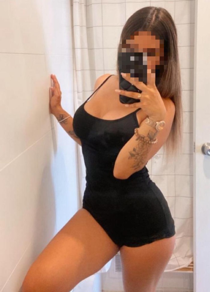 GUAPA JOVENCITA LA MAS PUTA IMPLICADA FIESTERA