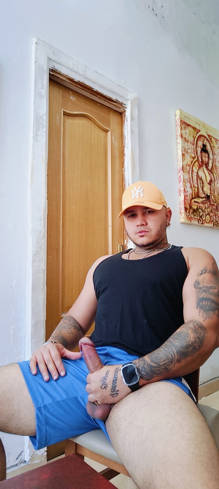 SCORT Y MASAJISTA EROTICO VENEZOLANO TE ENCANTARÁ.