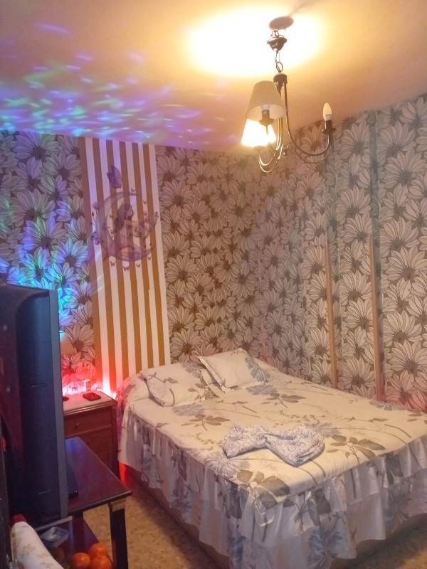 Tengo Habitaciones disponible en Jaén centro