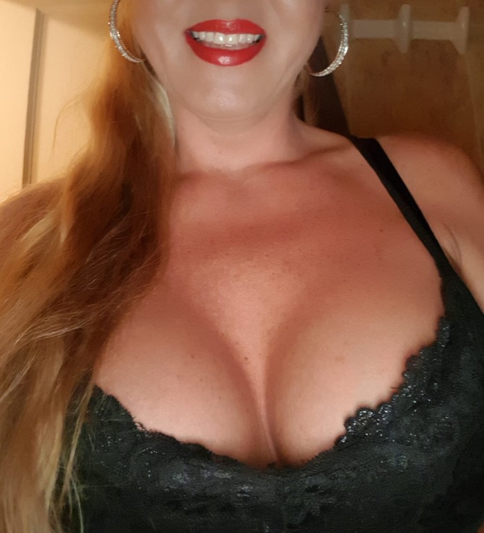 Anny rica Europea me gusta rico