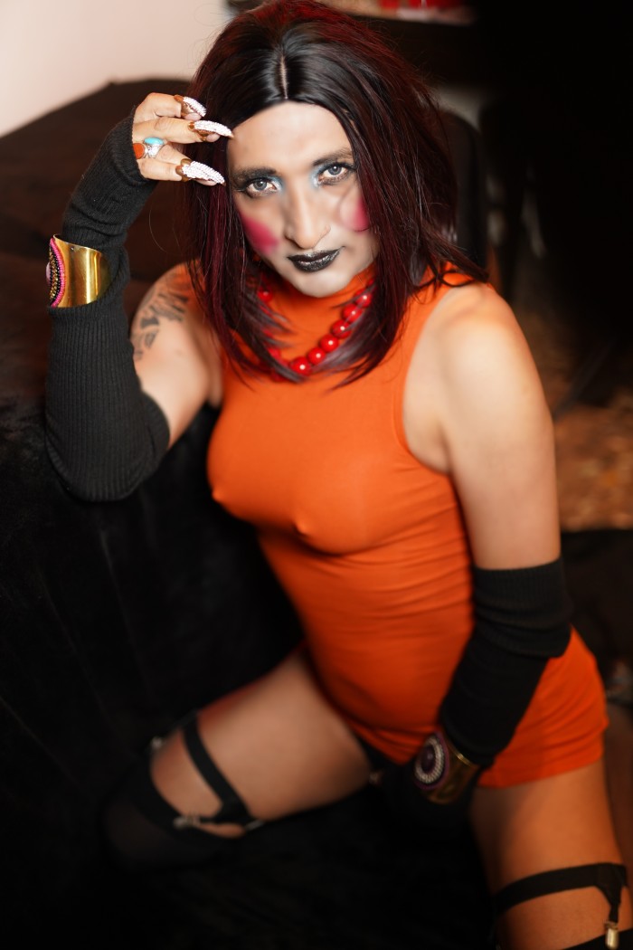 FEMENINA TRAVESTI-CD EN BARCELONA