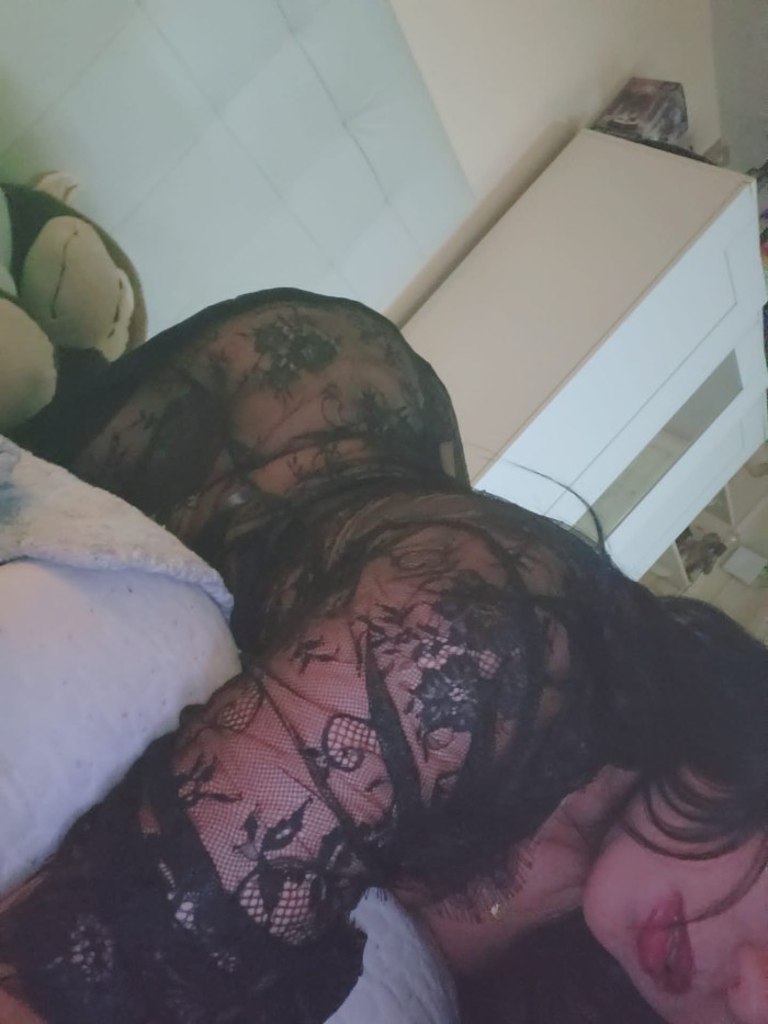 Oriana, la venezolana que encenderá tu deseo en Oviedo