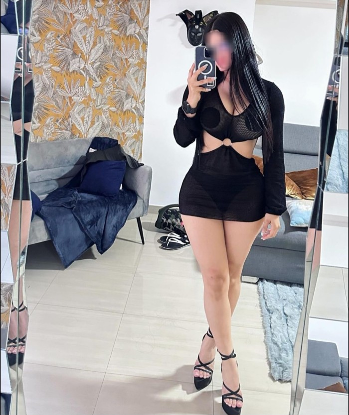 TETONA VICIOSA CON GANAS DE FOLLAR