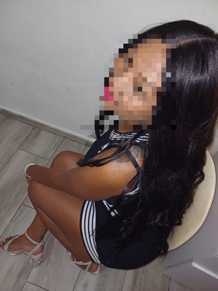 MADURITA COLOMBIANA FIESTERA CON GANAS DE QUE ME D